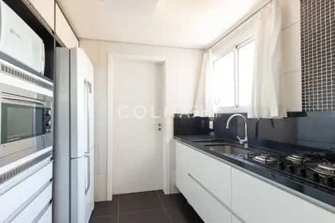 Apartamento · 3 dormitórios em Petrópolis — miniatura 11