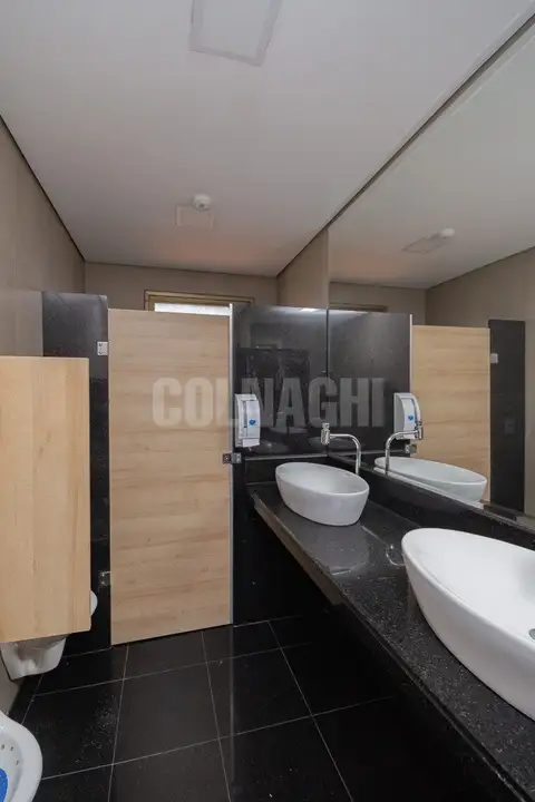 Conjunto Comercial no Mont Serrat — miniatura 13