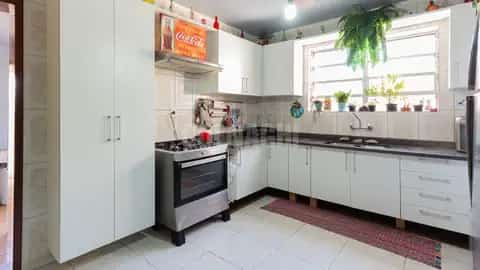 Casa · 4 dormitórios no Chácara das Pedras — miniatura 12