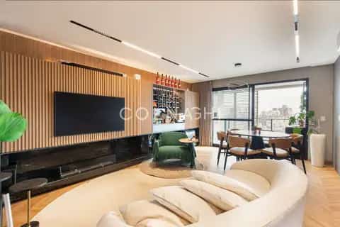 Apartamento · 2 dormitórios em Petrópolis — miniatura 1