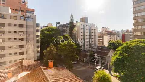 Apartamento · 3 dormitórios em Petrópolis — miniatura 3