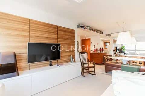 Apartamento · 2 dormitórios em Petrópolis — miniatura 1