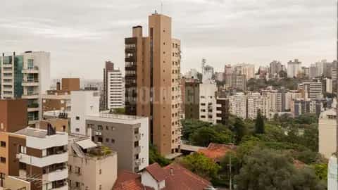Apartamento · 3 dormitórios em Petrópolis — miniatura 9