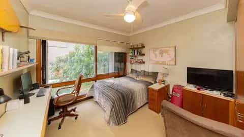 Apartamento · 3 dormitórios em Petrópolis — miniatura 16