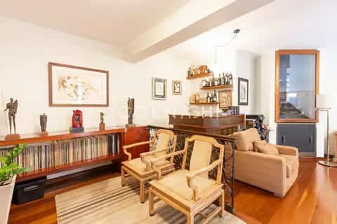 Casa · 4 dormitórios no Chácara das Pedras — miniatura 2