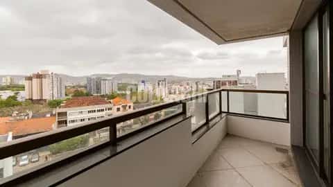 Apartamento · 3 dormitórios em Petrópolis — miniatura 13