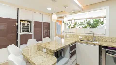 Apartamento · 3 dormitórios em Petrópolis — miniatura 14