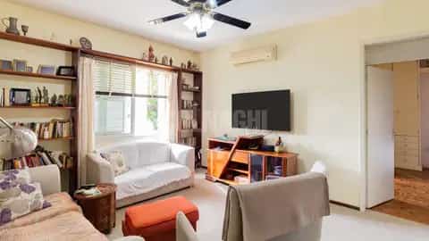 Casa · 4 dormitórios em Petrópolis — miniatura 3