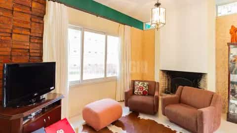 Casa · 4 dormitórios em Petrópolis — miniatura 7