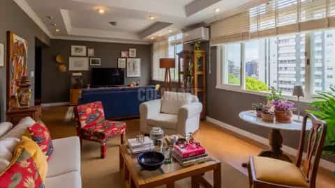 Apartamento · 4 dormitórios no Rio Branco — miniatura 1