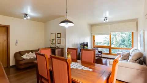 Apartamento · 3 dormitórios no Mont Serrat — miniatura 3
