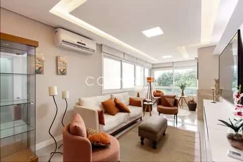 Apartamento · 2 dormitórios em Petrópolis — miniatura 1