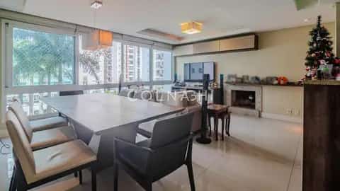 Apartamento · 3 dormitórios no Passo da Areia — miniatura 2