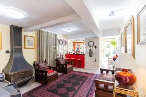 Casa · 4 dormitórios no Chácara das Pedras — miniatura 6
