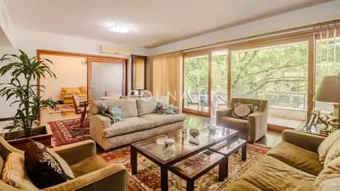 Apartamento · 3 dormitórios em Petrópolis — miniatura 4