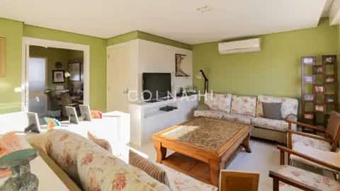 Apartamento · 3 dormitórios na Auxiliadora — miniatura 1