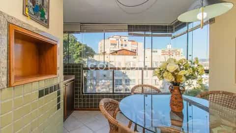 Apartamento · 3 dormitórios em Petrópolis — miniatura 8
