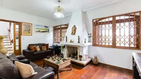 Casa · 4 dormitórios no Passo da Areia — miniatura 3