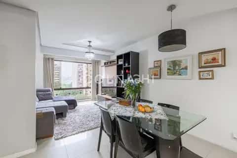 Apartamento · 2 dormitórios no Chácara das Pedras — miniatura 1