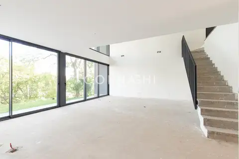 Casa em Condomínio · 3 dormitórios no Menino Deus — miniatura 1