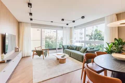 Apartamento · 3 dormitórios em Petrópolis — miniatura 1