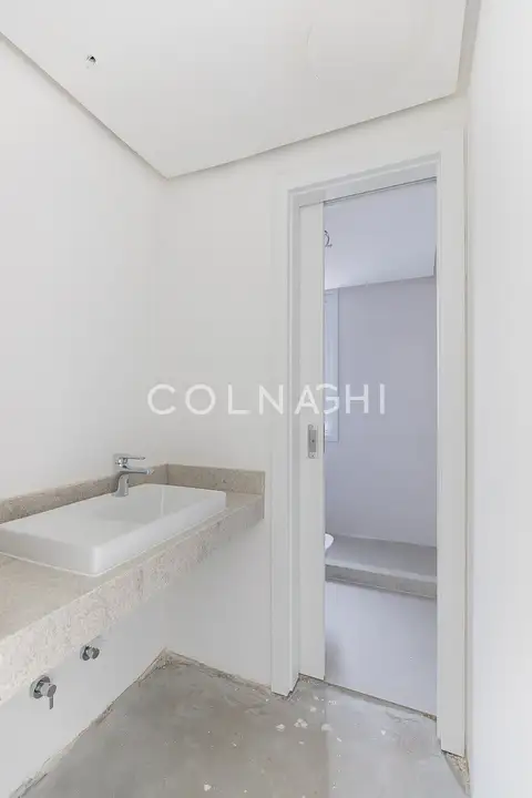 Apartamento · 3 dormitórios em Petrópolis — miniatura 7
