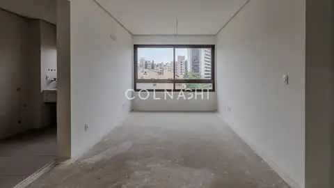 Apartamento · 2 dormitórios em Petrópolis — miniatura 1