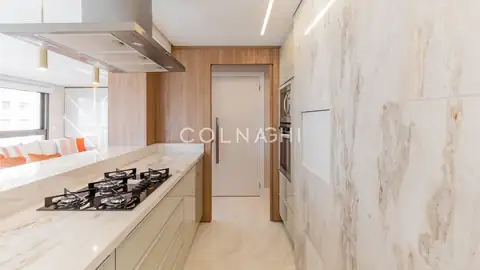 Apartamento · 3 dormitórios em Petrópolis — miniatura 6