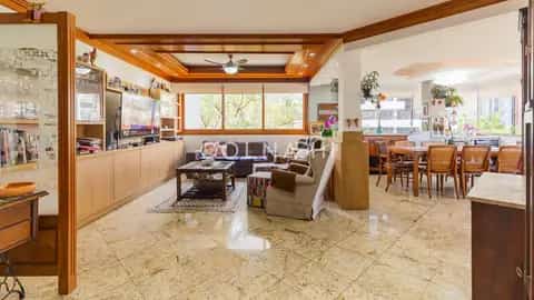 Apartamento · 3 dormitórios em Petrópolis — miniatura 4