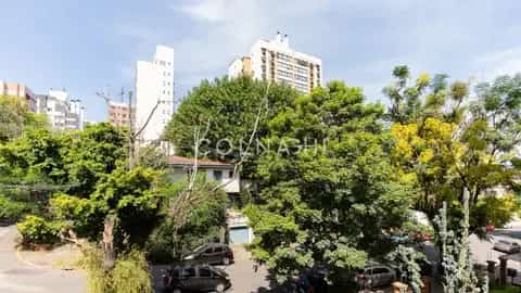 Apartamento · 3 dormitórios em Petrópolis — miniatura 2