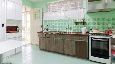 Casa · 3 dormitórios em Petrópolis — miniatura 12