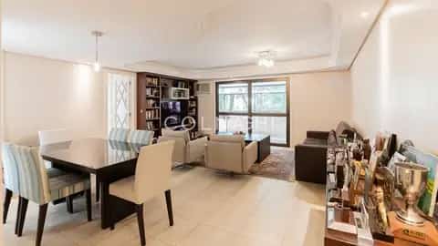 Apartamento · 3 dormitórios no Moinhos de Vento — miniatura 1
