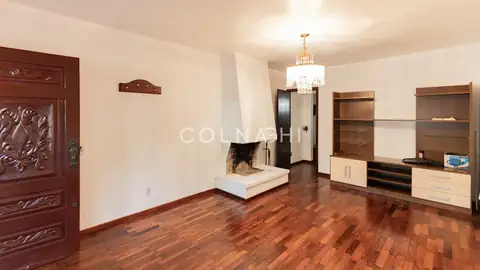 Casa · 4 dormitórios no Chácara das Pedras — miniatura 2