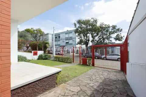 Casa · 3 dormitórios no Três Figueiras — miniatura 3