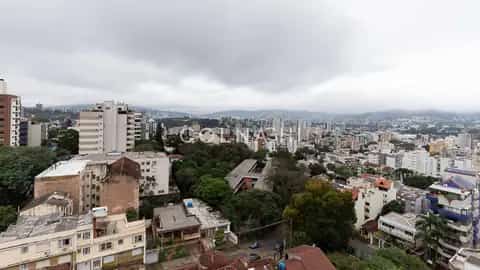 Apartamento · 3 dormitórios em Petrópolis — miniatura 2