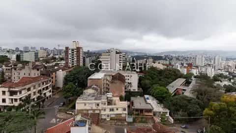 Apartamento · 3 dormitórios em Petrópolis — miniatura 3
