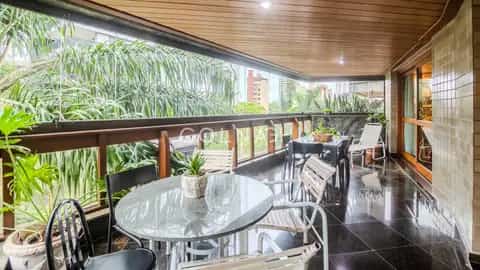 Apartamento · 4 dormitórios na Bela Vista — miniatura 1