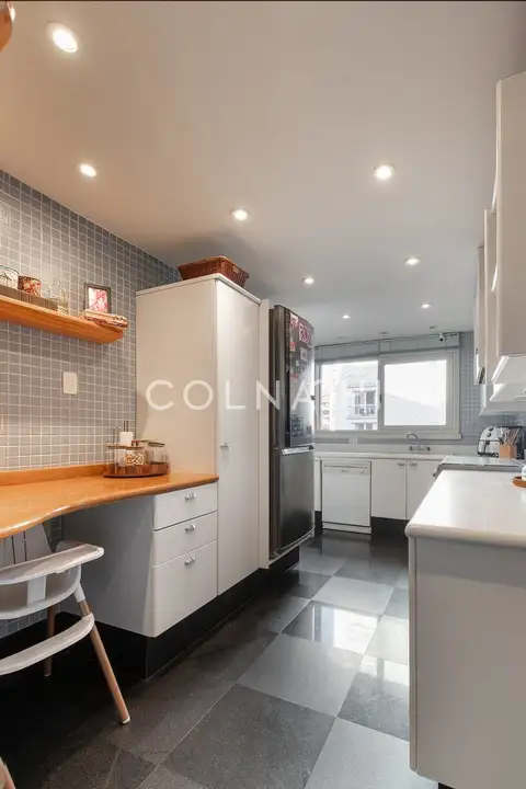 Apartamento · 3 dormitórios em Petrópolis — miniatura 16
