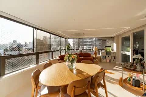 Apartamento · 3 dormitórios em Petrópolis — miniatura 4