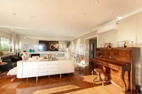 Apartamento · 3 dormitórios em Petrópolis — miniatura 10