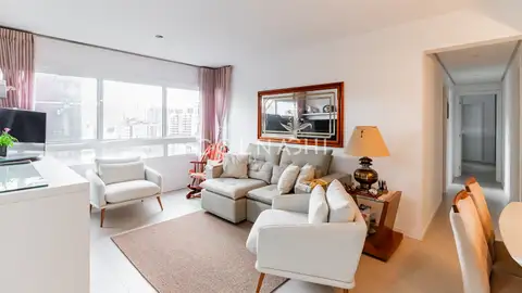 Apartamento · 3 dormitórios no Menino Deus — miniatura 1