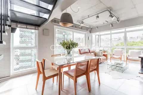 Apartamento Duplex · 2 dormitórios em Petrópolis — miniatura 3