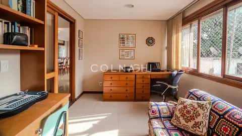 Apartamento · 3 dormitórios em Petrópolis — miniatura 11