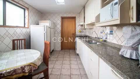 Apartamento · 3 dormitórios em Petrópolis — miniatura 3