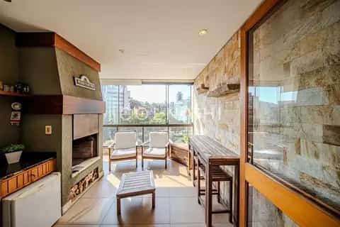 Apartamento · 3 dormitórios em Petrópolis — miniatura 10