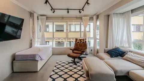 Apartamento · 2 dormitórios na Bela Vista — miniatura 2