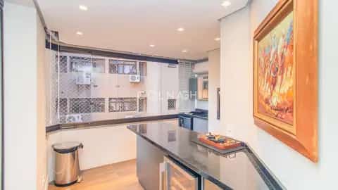 Apartamento · 3 dormitórios em Petrópolis — miniatura 12