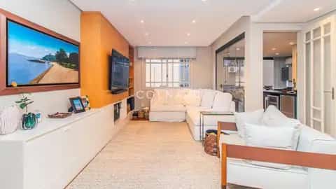 Apartamento · 3 dormitórios em Petrópolis — miniatura 1