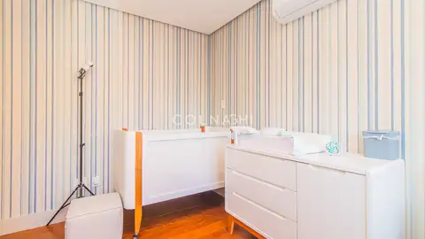 Apartamento · 3 dormitórios em Petrópolis — miniatura 11