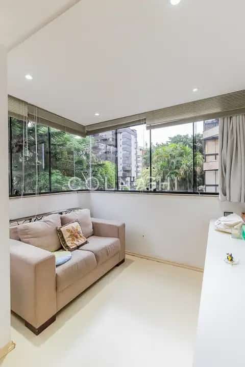 Apartamento · 3 dormitórios em Petrópolis — miniatura 14